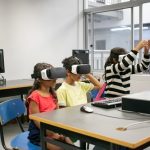 Dampak Teknologi Terhadap Aktivitas Belajar Anak Sekolah