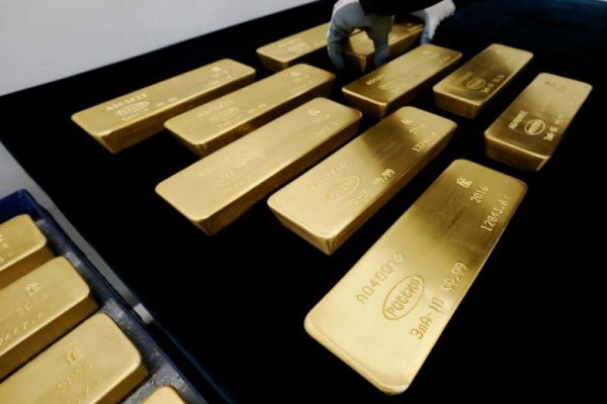 Harga Emas Turun Tajam Di Tengah Penguatan Dolar