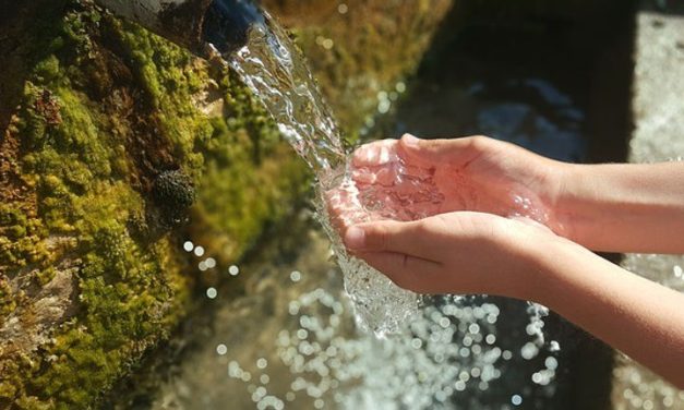 Kebersihan Sungai: Peran Masyarakat Melindungi Sumber Air