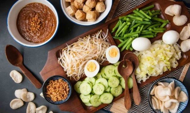 Pola Konsumsi Sehat: Memilih Makanan Bergizi Tengah Kesibukan